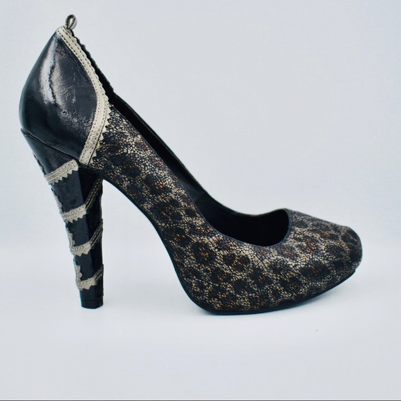 Not Rated Shoes - Not Rated Leopard Print Black Patent Heels